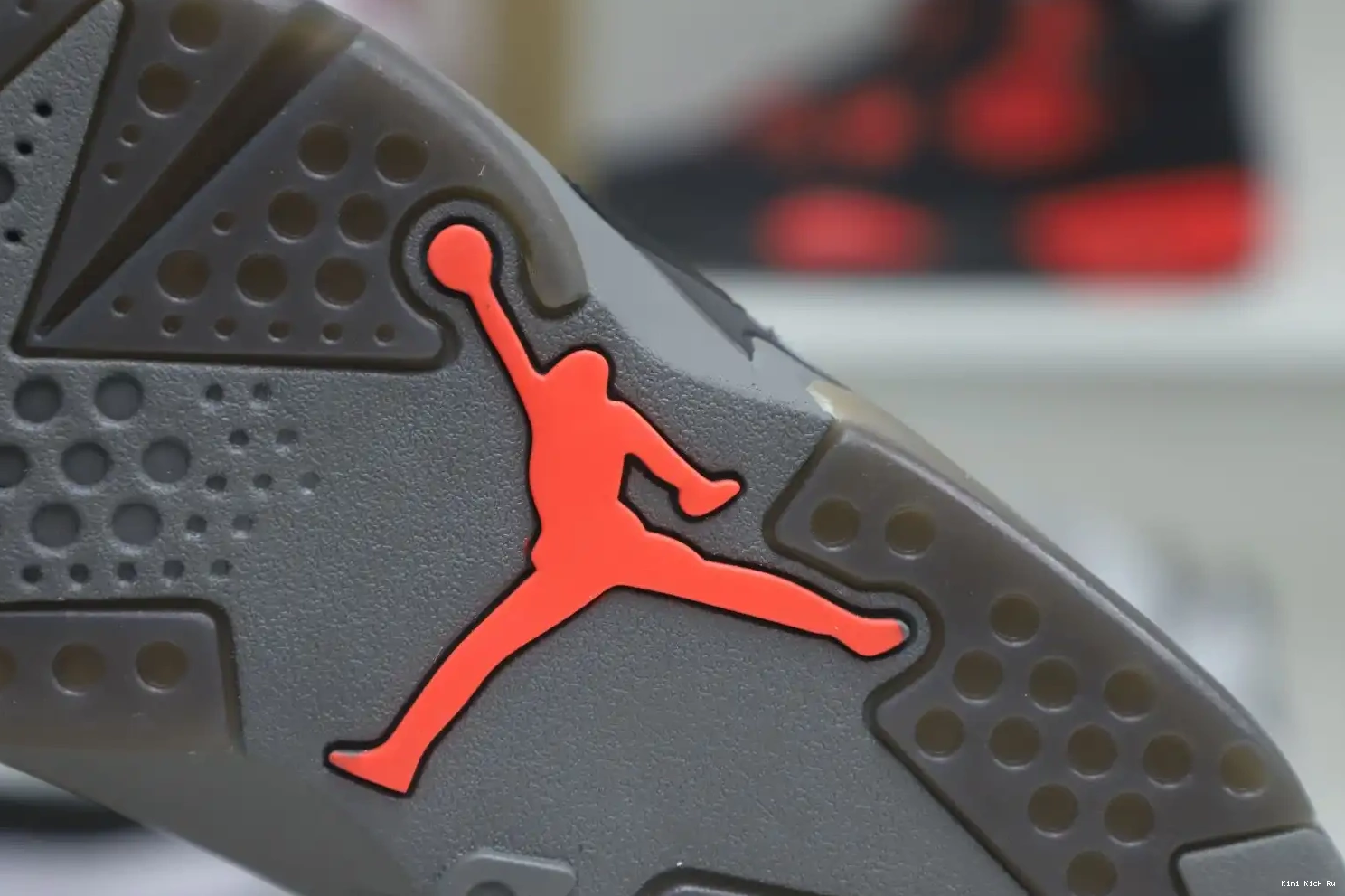 PARIS JORDAN 'IRON AIR 6 RETRO Kimikick GREY' X SAINT-GERMAIN 0809